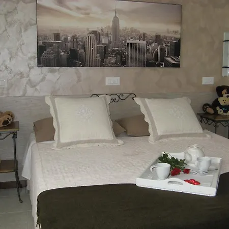 Dolce Risveglio فندق مبيت وإفطار بويجناجو